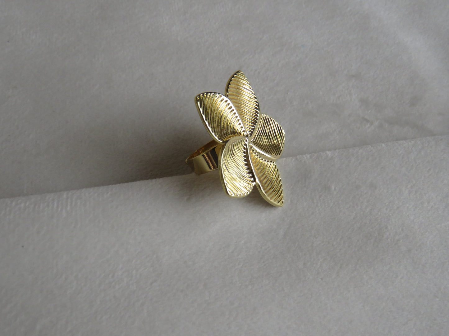 Anillo Fleur
