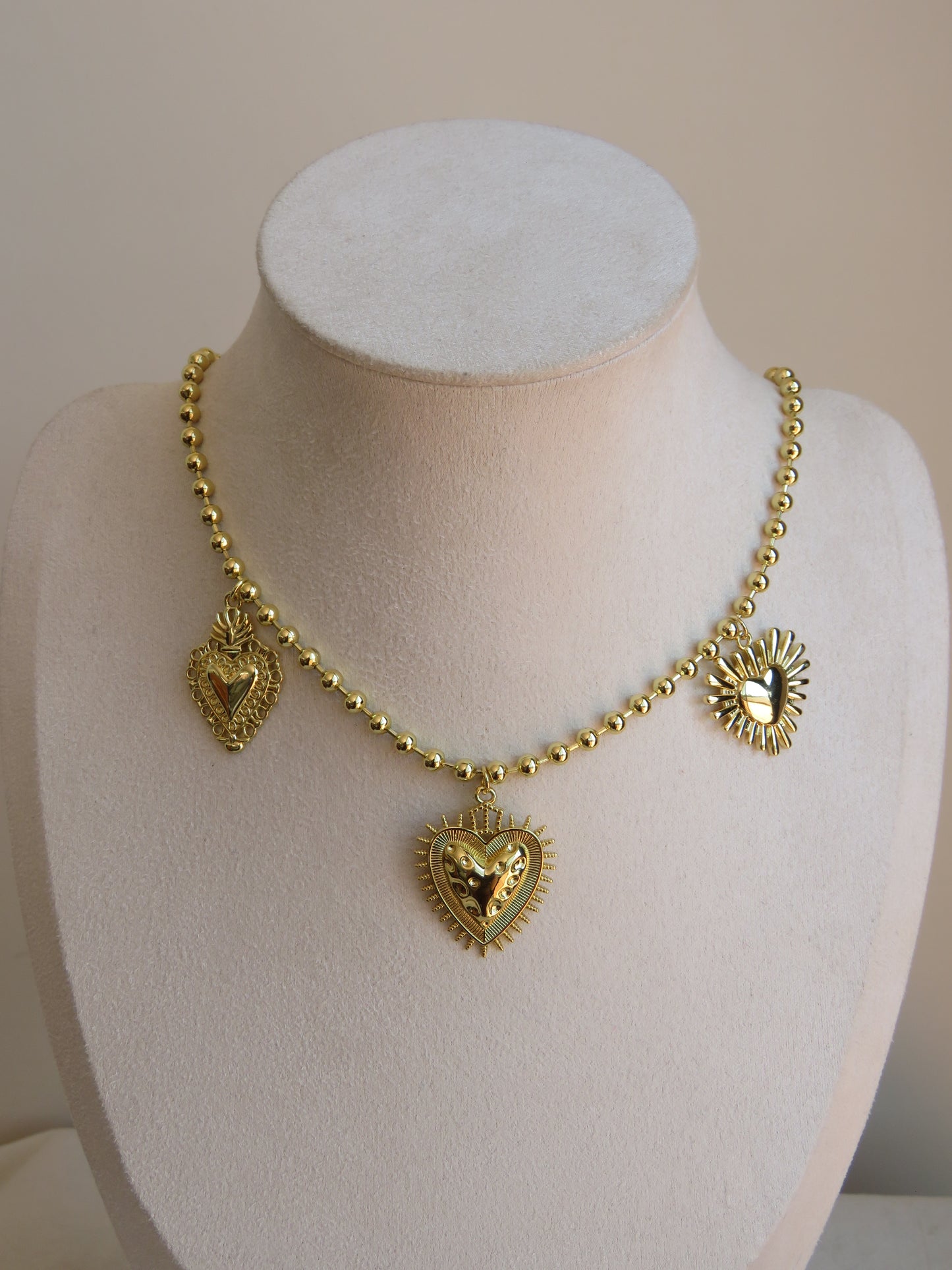 Collar Aura