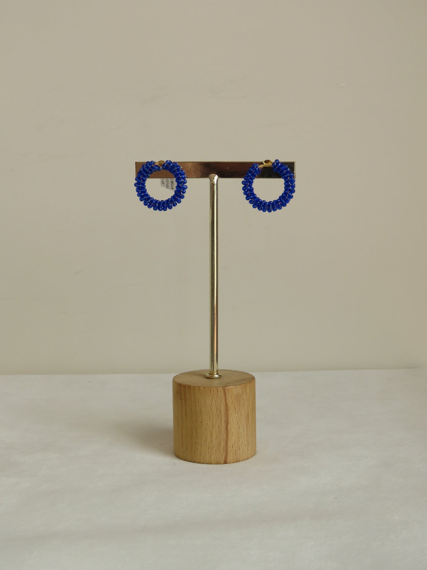 Aretes Aura