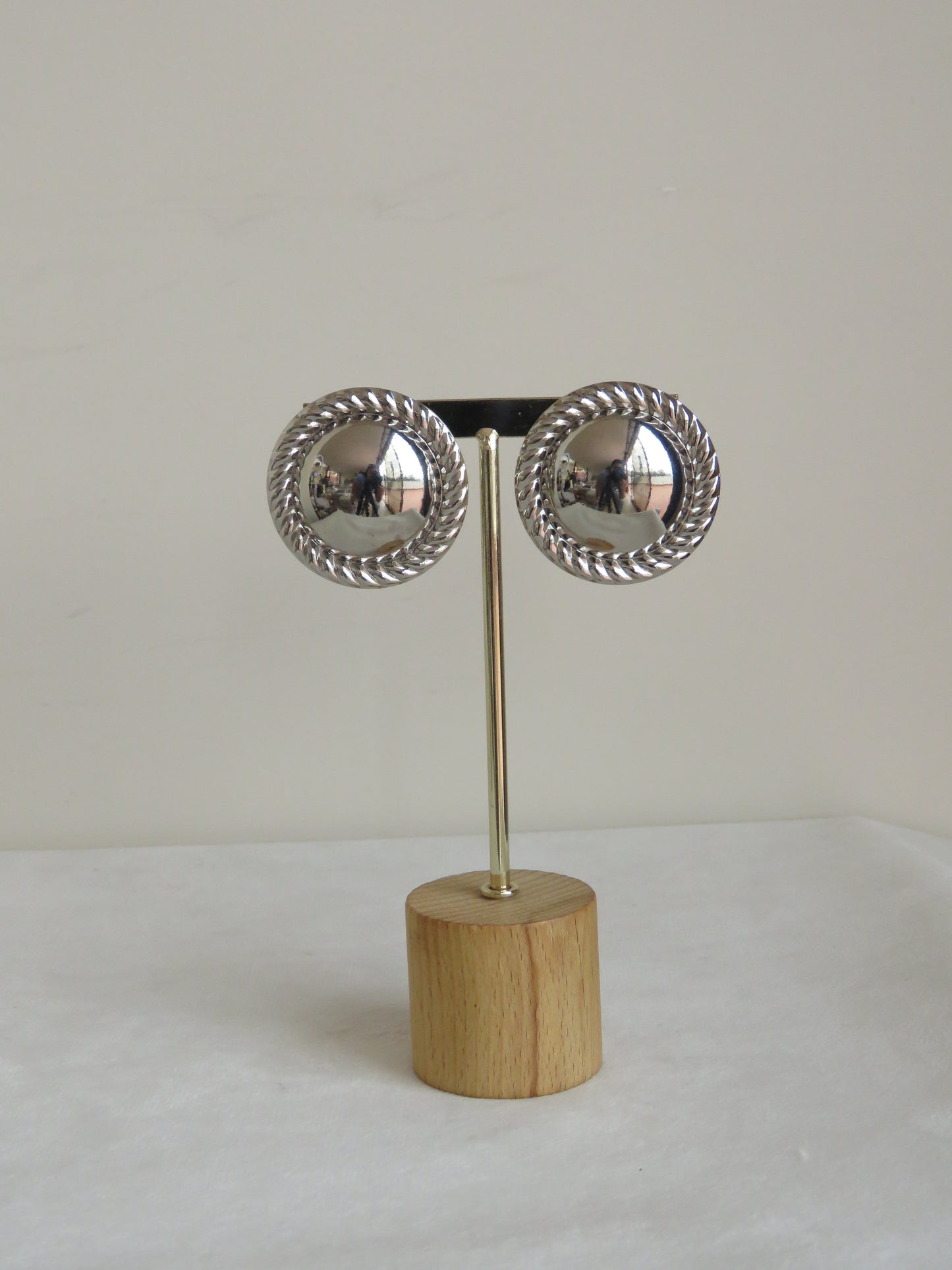 Aretes Solenne