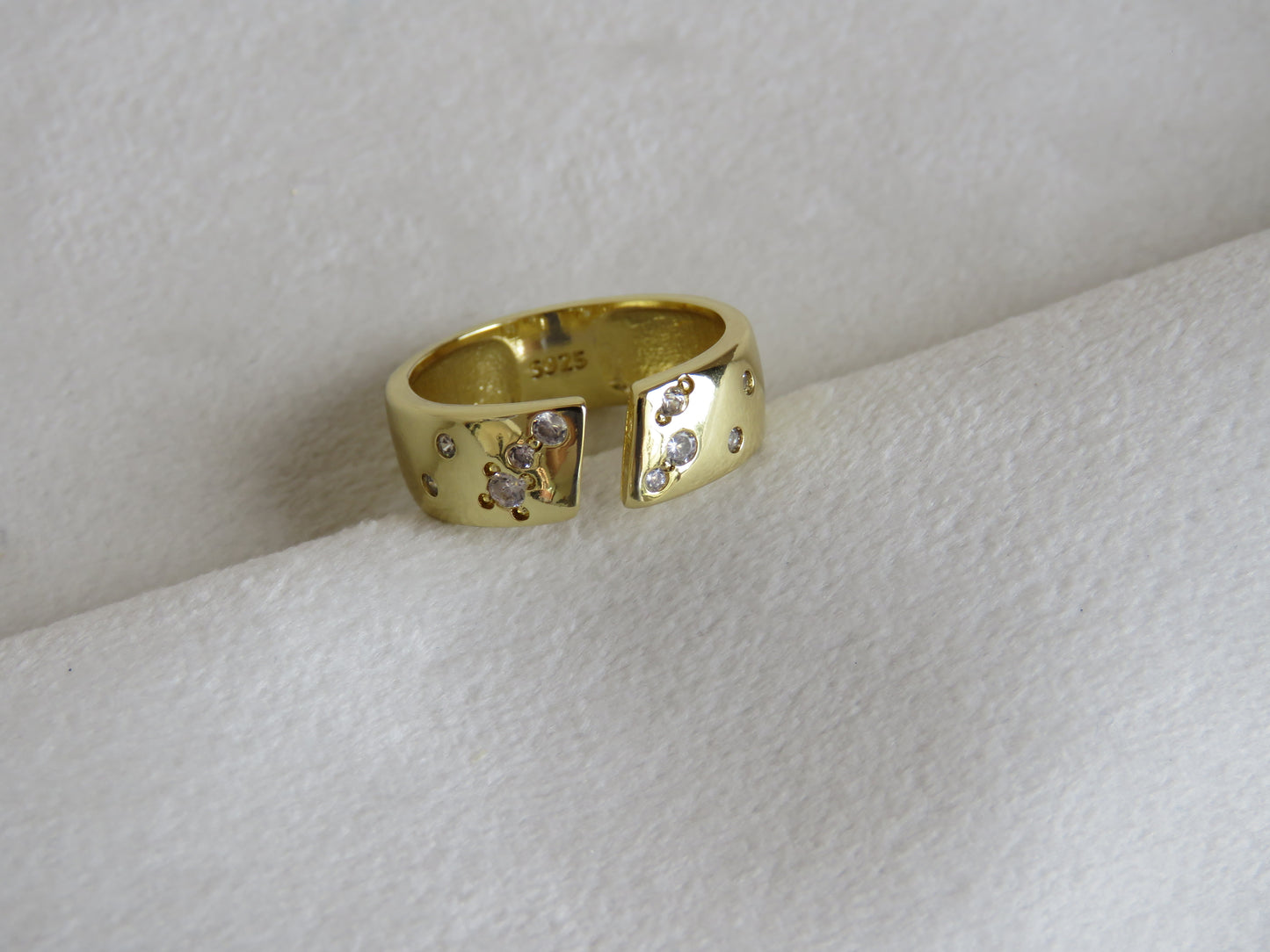 Anillo Cadenza
