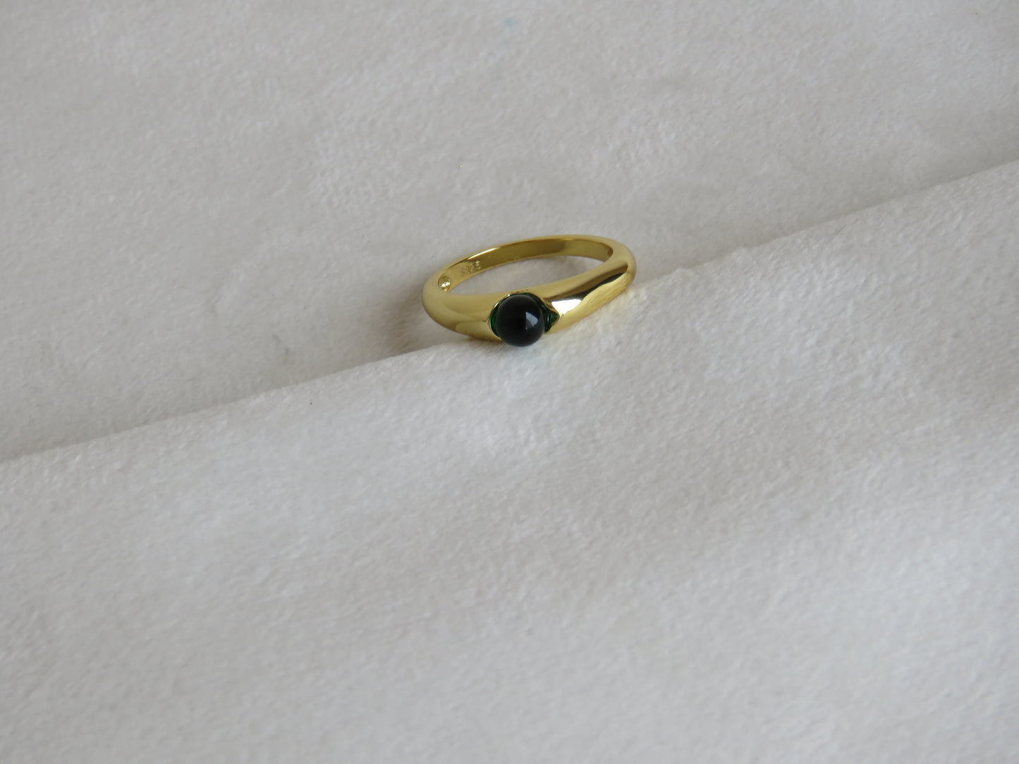 Anillo Unuría