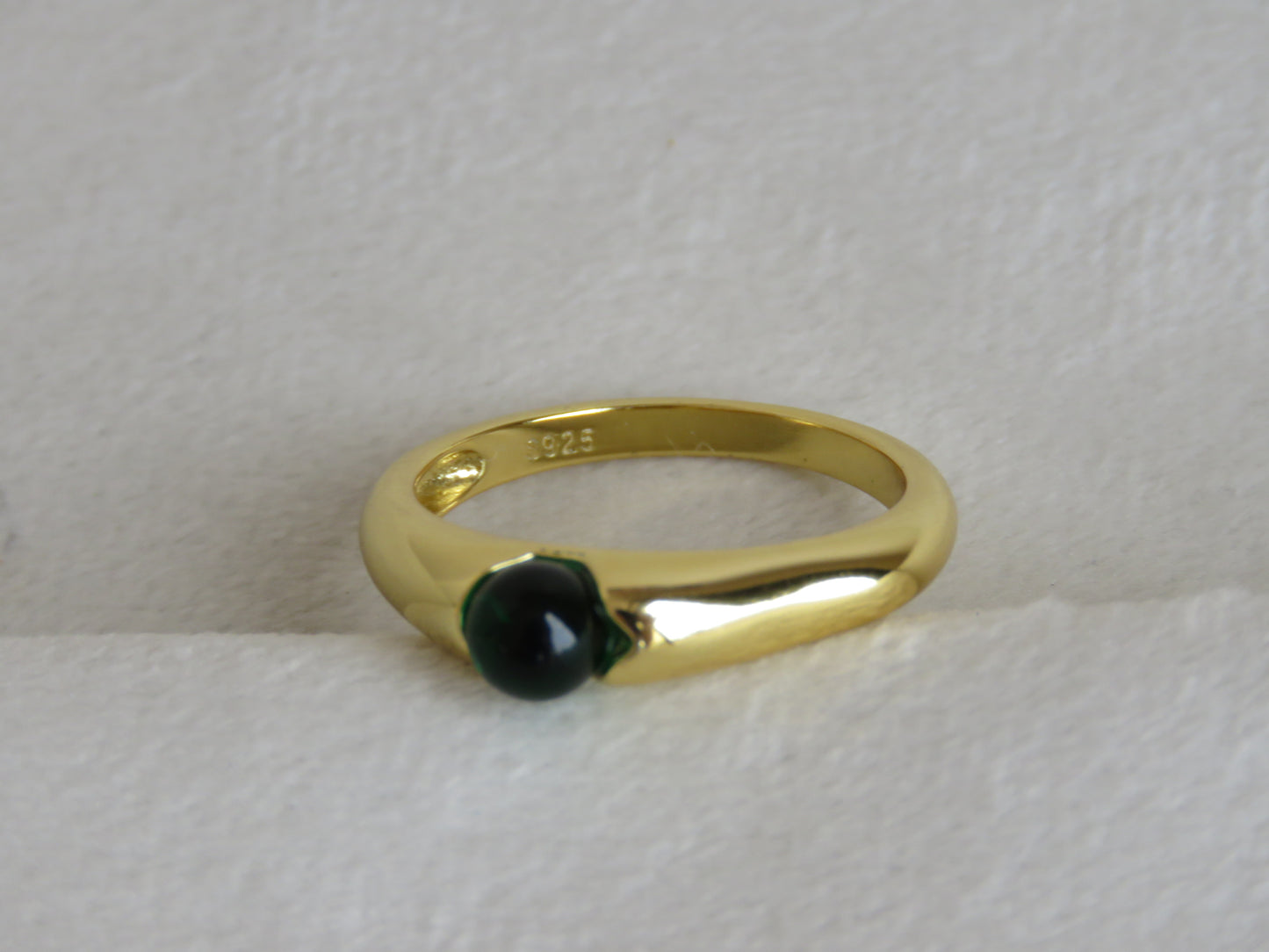 Anillo Unuría