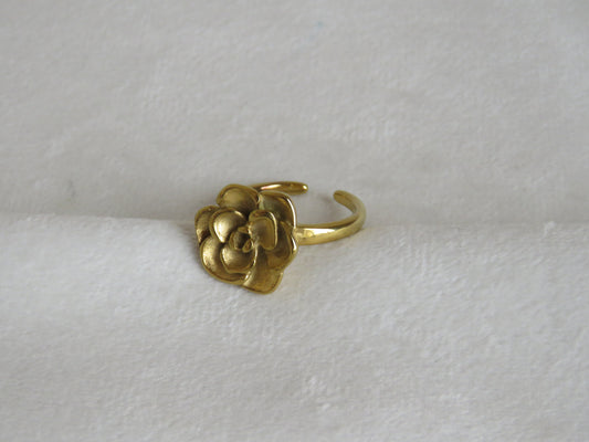 Anillo Camélia