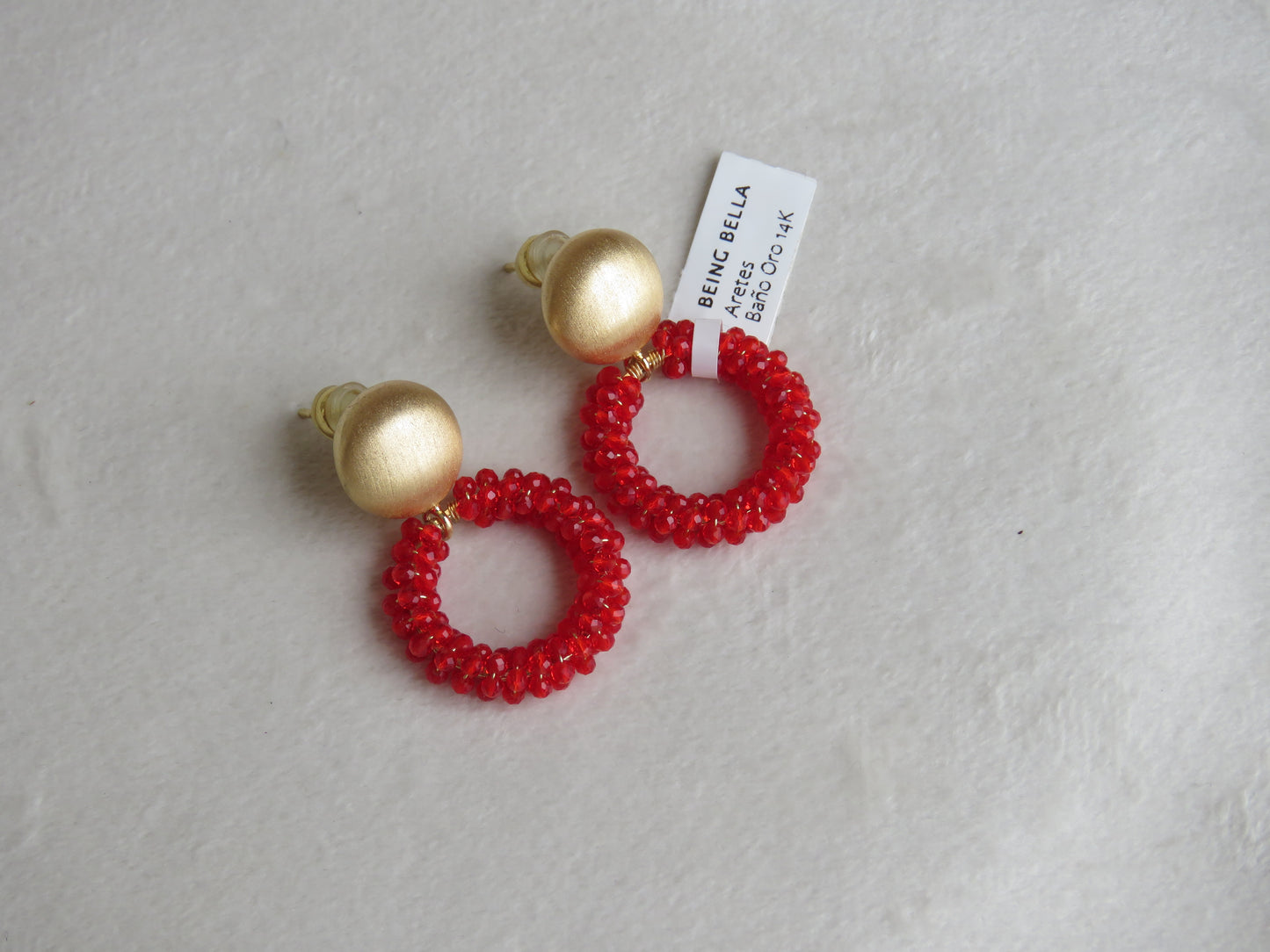 Aretes Fala