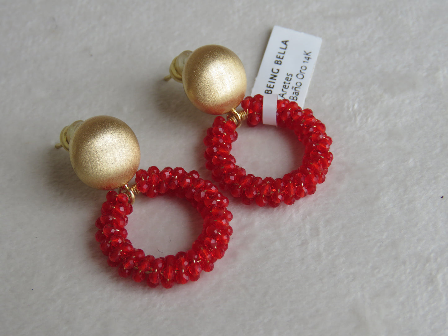 Aretes Fala