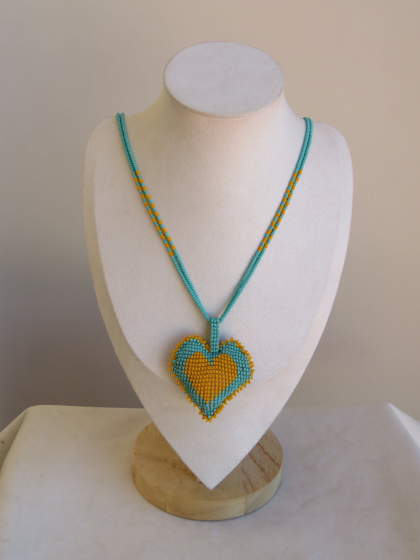Collar Cora