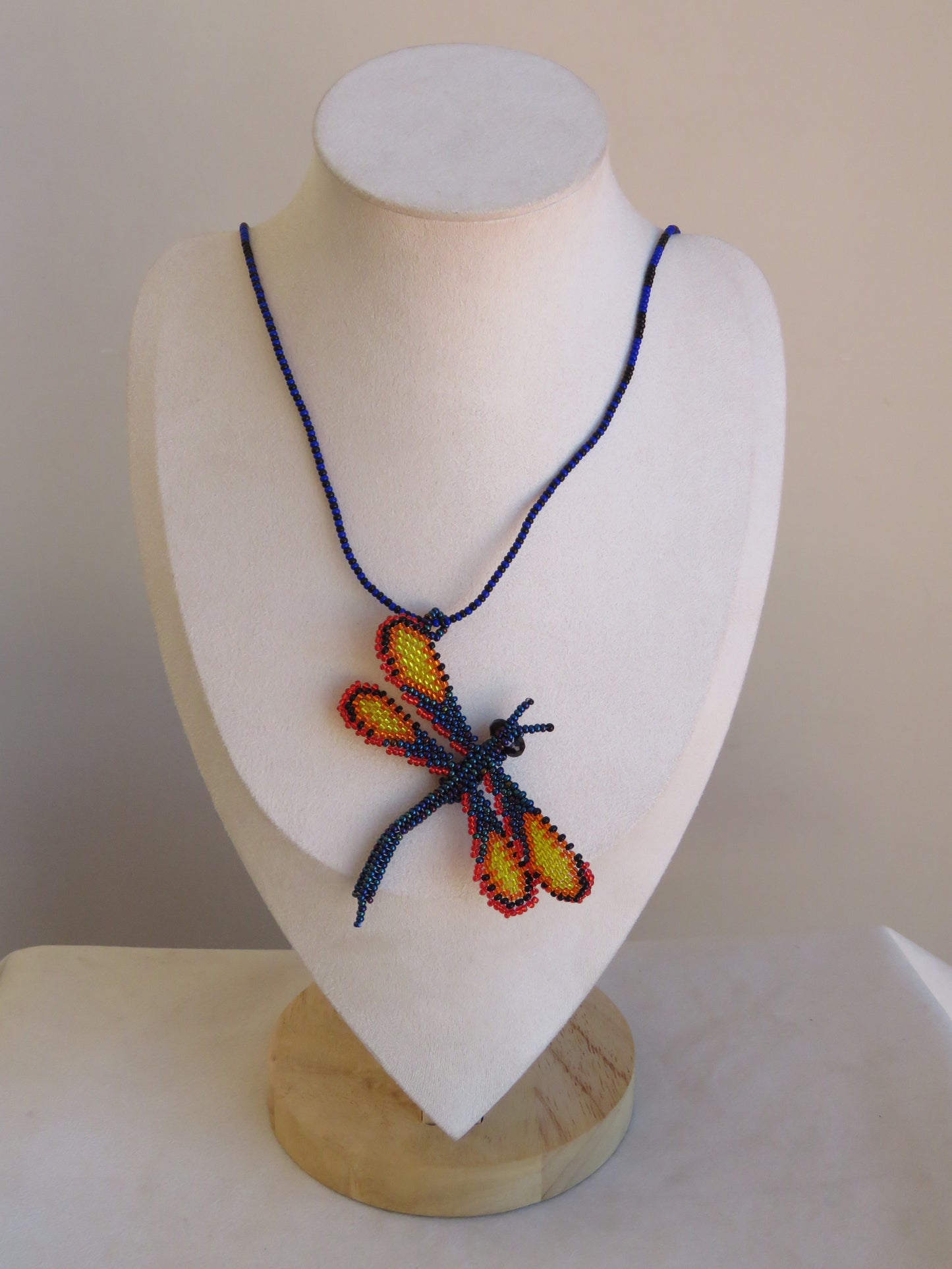 Collar Fige